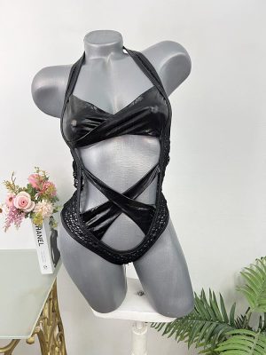 Lenjerie intima dantela si imitatie piele  S