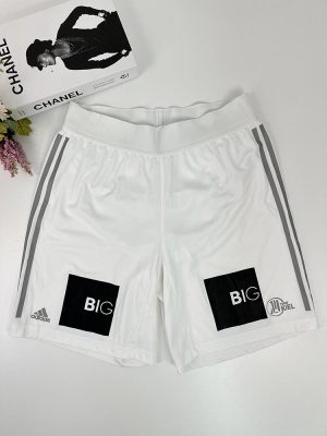 Pantaloni scurti Adidas L