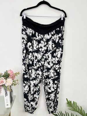 Pantaloni lejeri Gina Benotti L