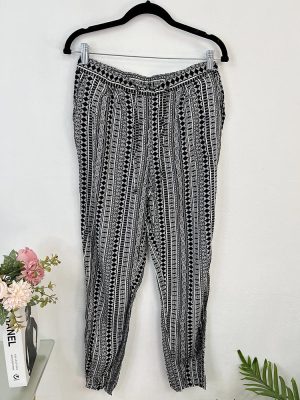 Pantaloni lejeri  cam L