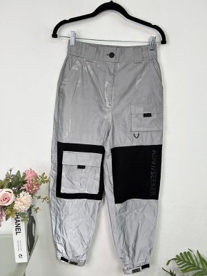 Pantaloni fash Bershka M
